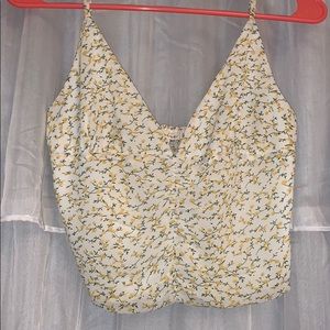 Isabelle’s cabinet top